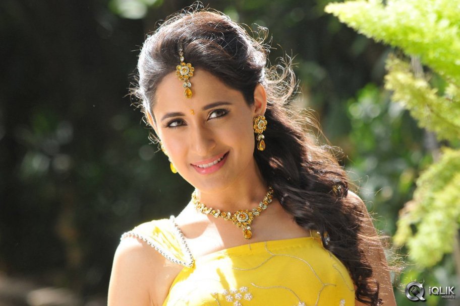 Mirchi Lanti Kurradu